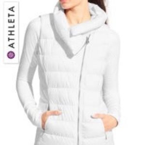Athleta puffer vest, white, size xs